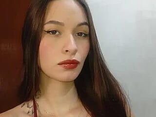 amina_hott live webcam thumbnail