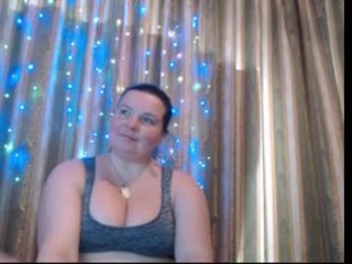 amorelara live webcam thumbnail