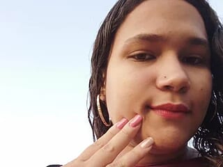 ANjinha231 live webcam thumbnail