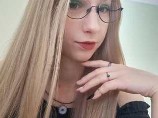 AnaArney live webcam thumbnail