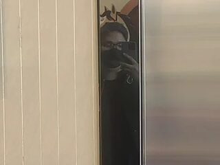 Andy240426 live webcam thumbnail