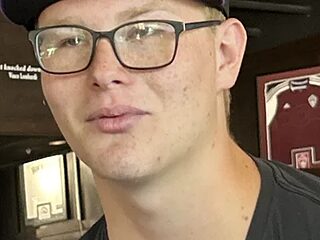 Andyripp live webcam thumbnail