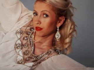 AngelRubyy live webcam thumbnail