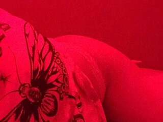 Angel_Lov3 live webcam thumbnail