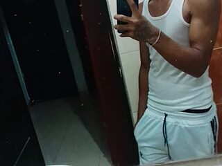 Angel_foxc_ live webcam thumbnail