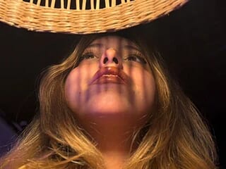 AngeliqueGirard live webcam thumbnail