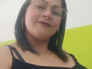 Angie_milf50 live webcam thumbnail