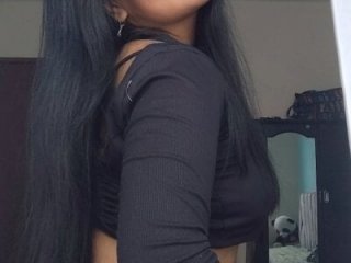 Aniajoness_ live webcam thumbnail