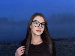 AnikaGoston live webcam thumbnail