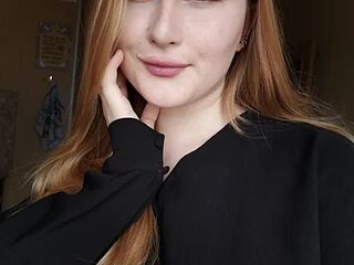 AnikaLipps live webcam thumbnail