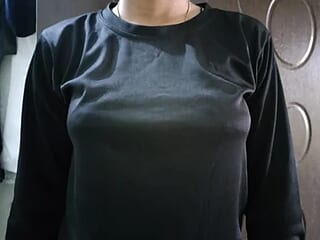 Anjali-8905 live webcam thumbnail