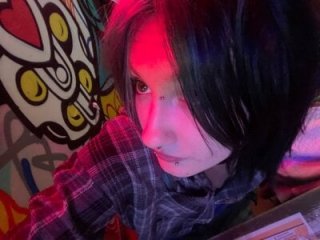 Ann_Frann live webcam thumbnail