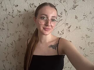 AnnaMills live webcam thumbnail