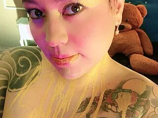 AnnaPinupLove live webcam thumbnail