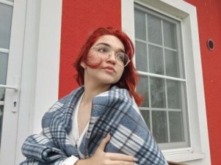 AnnikaDidomenico live webcam thumbnail