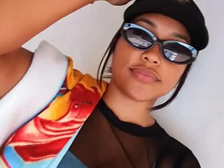AnnitaLawrence live webcam thumbnail