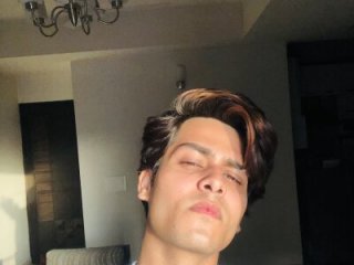 Anshtease live webcam thumbnail
