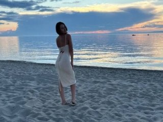 AntonelaAmeli live webcam thumbnail