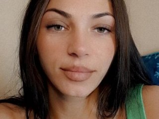 AntoniaHottie live webcam thumbnail