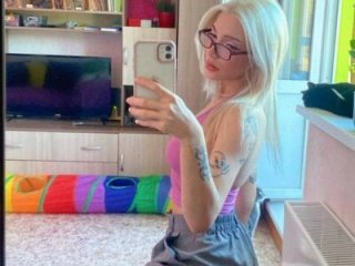 AnyaTaylor_ live webcam thumbnail