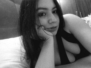 Anyyy_23 live webcam thumbnail