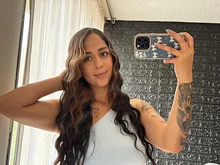 anamariaa__ live webcam thumbnail
