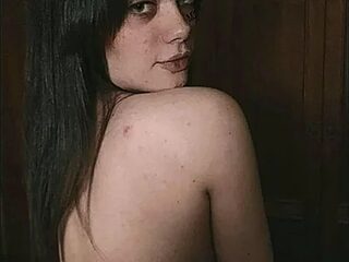 anastasia-evans live webcam thumbnail
