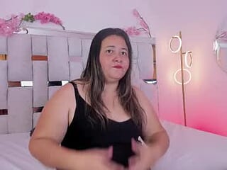 andreamom_ live webcam thumbnail