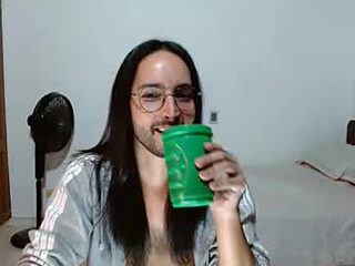 andy11113 live webcam thumbnail