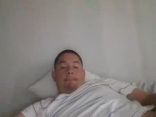 andyzeta10 live webcam thumbnail