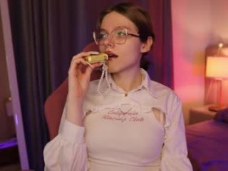 angee_ live webcam thumbnail