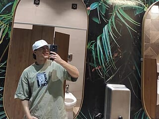 angel_motalvan live webcam thumbnail
