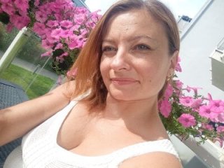 angelaSamt live webcam thumbnail