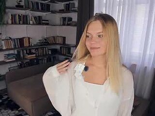 angelinahass live webcam thumbnail