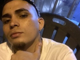 angelitopez live webcam thumbnail