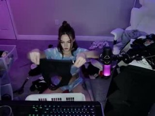 angiefae_ live webcam thumbnail