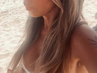 annasexxyy live webcam thumbnail