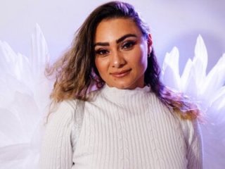 annie_vega17_ live webcam thumbnail