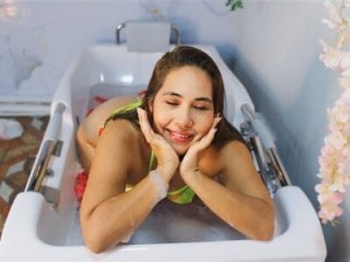 anniecoopeer live webcam thumbnail