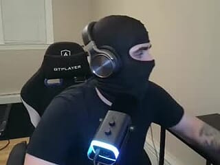 anotherstr8guy live webcam thumbnail