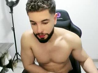antony_cast live webcam thumbnail