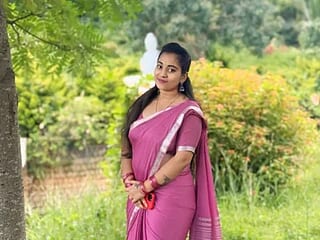 anusri_telugu143 live webcam thumbnail