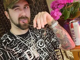 ApexPuppy live webcam thumbnail