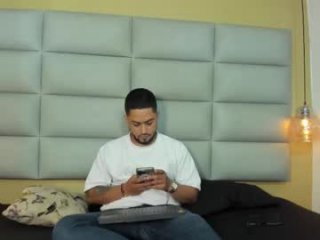 apolomarcos_ live webcam thumbnail