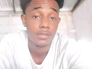 ARLO_MORRIS live webcam thumbnail