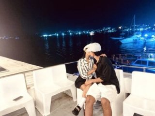 AresAndNikky live webcam thumbnail