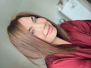 AriaPureTemptation live webcam thumbnail