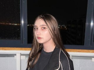 AriannaSemke live webcam thumbnail