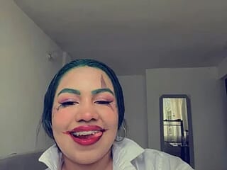 Ariel_Rosh live webcam thumbnail