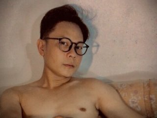 ArjunNguyen live webcam thumbnail